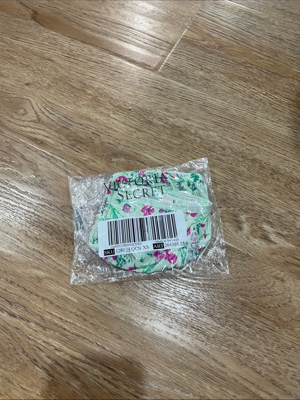 Victoria's Secret Mint Floral Hair Accessory Set